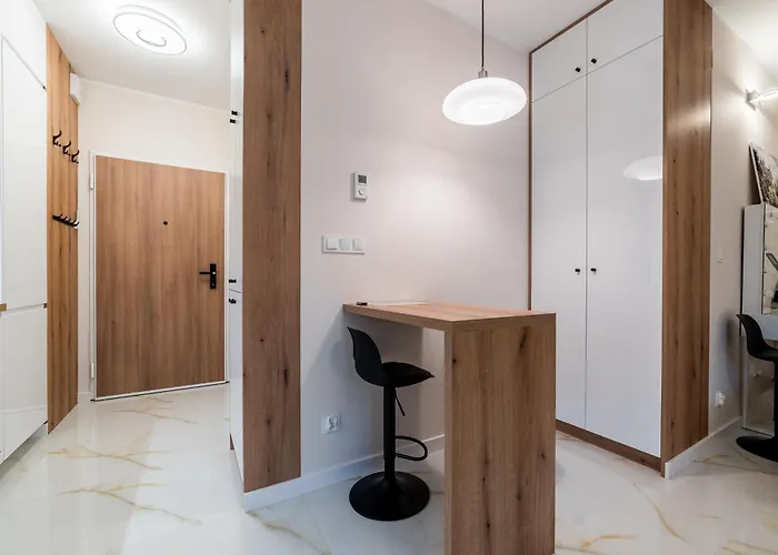 Posnania Comfort By Bookinghost Апартаменти